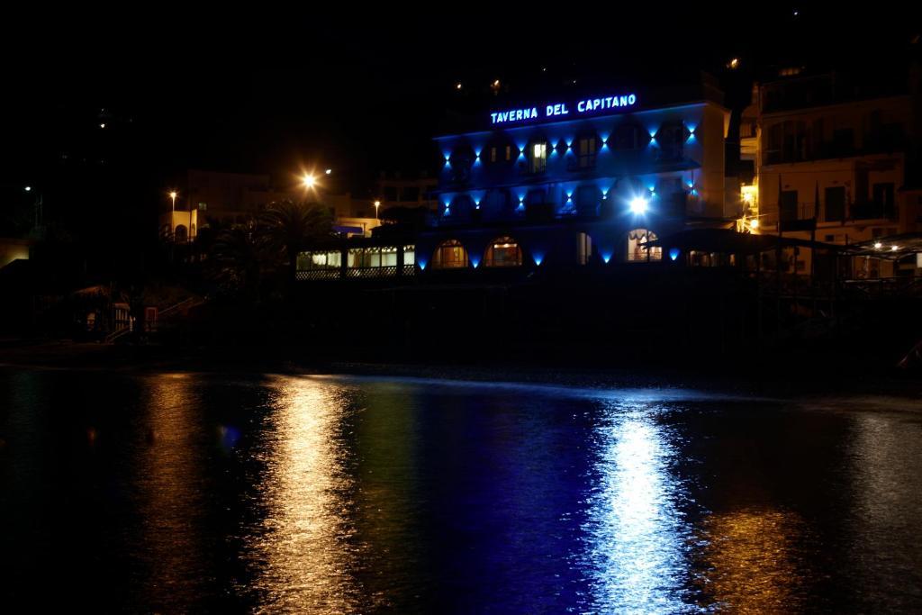 Taverna Del Capitano Marina del Cantone ภายนอก รูปภาพ